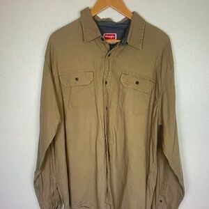 Wrangler Men's Tan Lightweight Button-Up Shirt Jacket